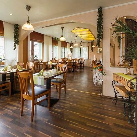 Pension Grune Au Hasselroth Экстерьер фото