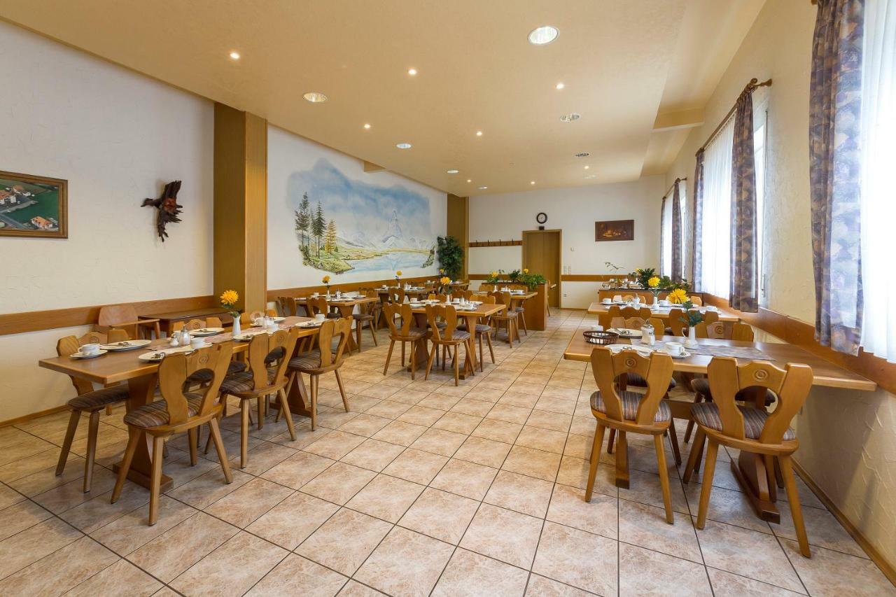 Pension Grune Au Hasselroth Экстерьер фото